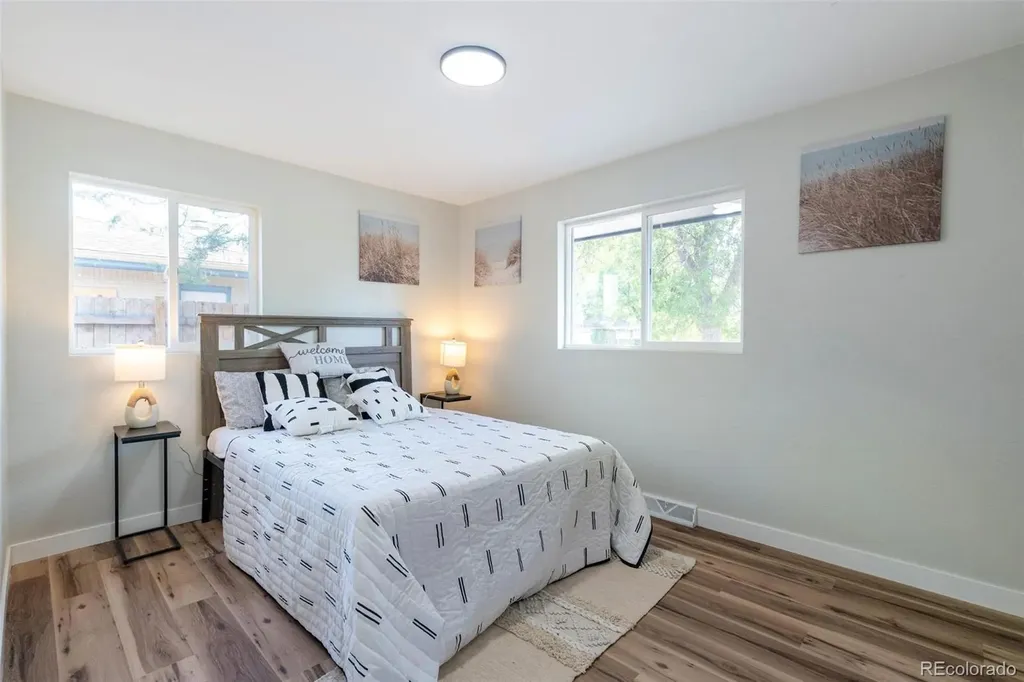 562 Lima Street Aurora CO 80010