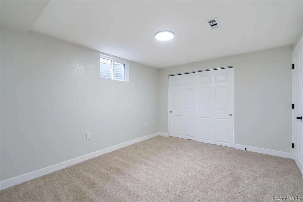 562 Lima Street Aurora CO 80010