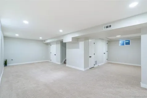 562 Lima Street Aurora CO 80010