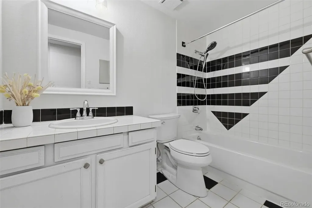 5830 W 73rd Avenue Arvada CO 80003