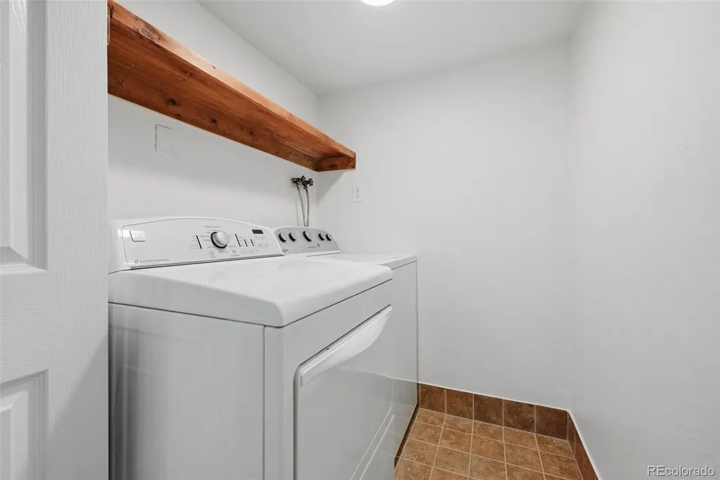 5830 W 73rd Avenue Arvada CO 80003