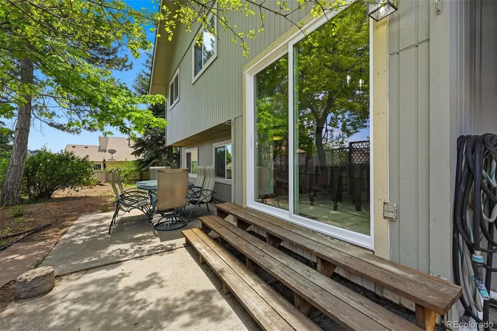 5830 W 73rd Avenue Arvada CO 80003
