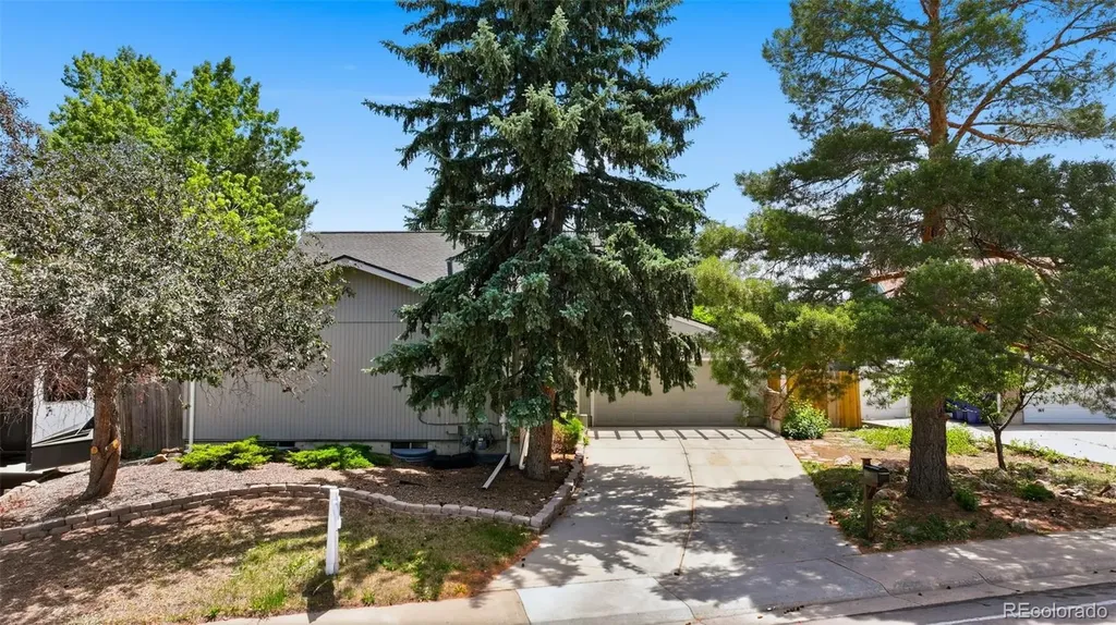 5830 W 73rd Avenue Arvada CO 80003