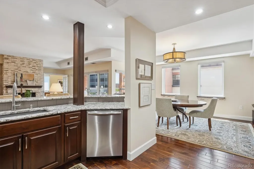 1512 Larimer Street Denver CO 80202