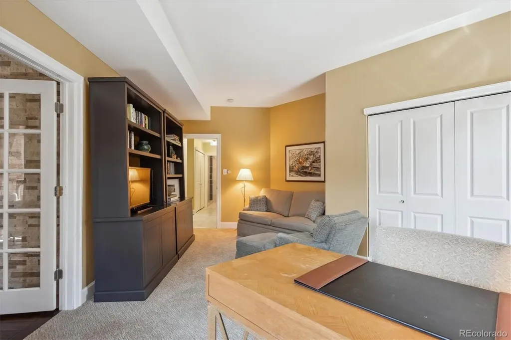 1512 Larimer Street Denver CO 80202