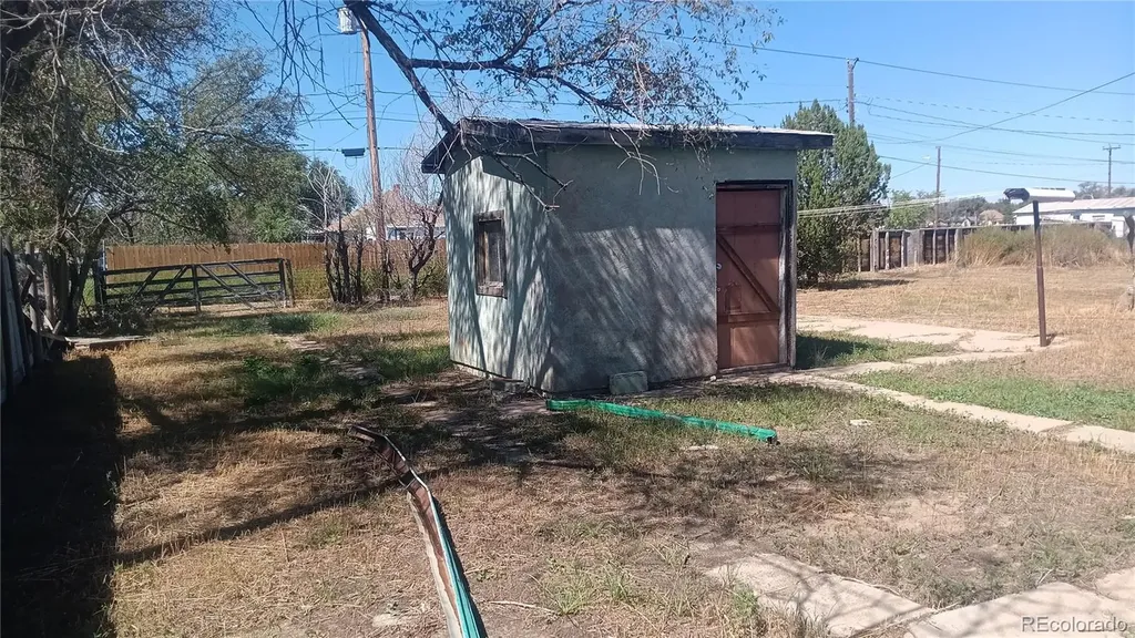 937 Elm Avenue Las Animas CO 81054