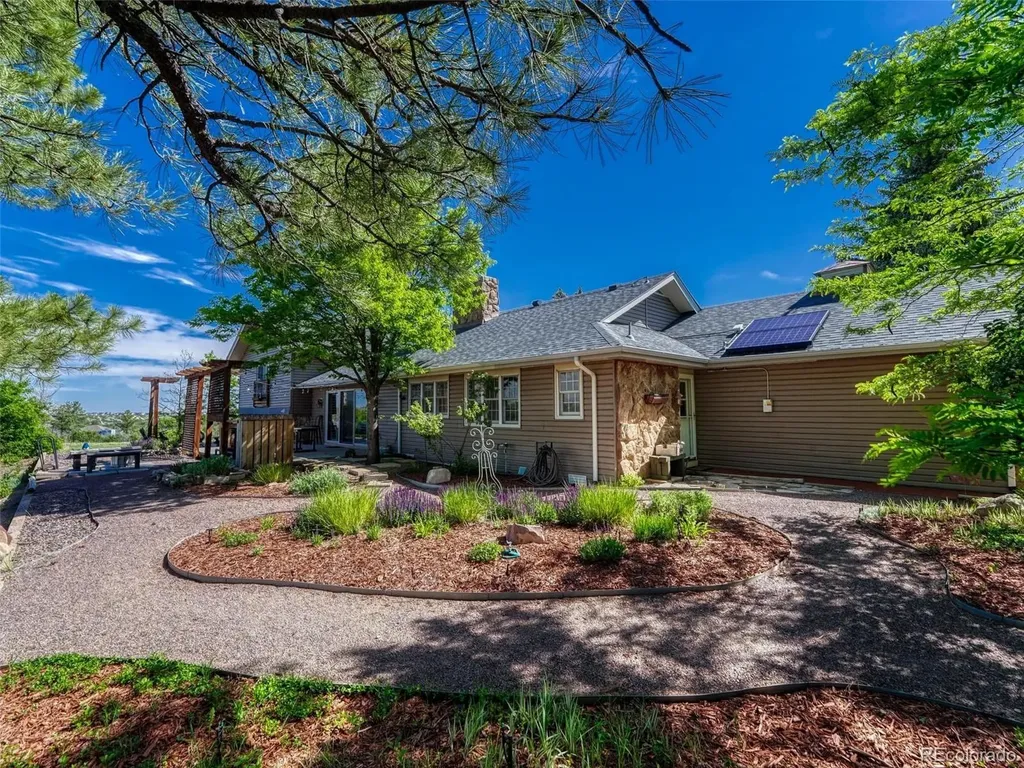 1863 N Rocky View Road Castle Rock CO 80108