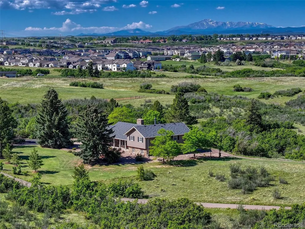 1863 N Rocky View Road Castle Rock CO 80108