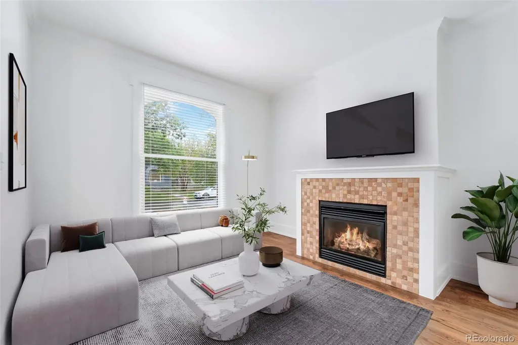 2081 N Ogden Street Denver CO 80205