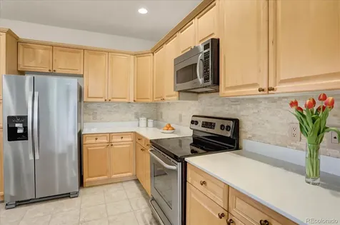 2250 S Vaughn Way Aurora CO 80014