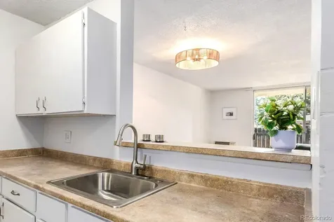 2281 S Vaughn Way Aurora CO 80014