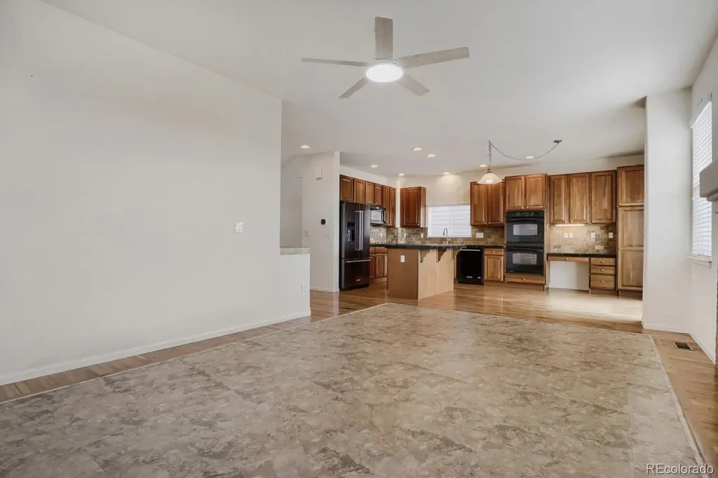 1542 S Haleyville Street Aurora CO 80018