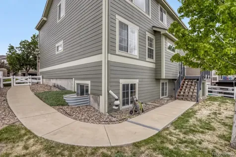 1542 S Haleyville Street Aurora CO 80018