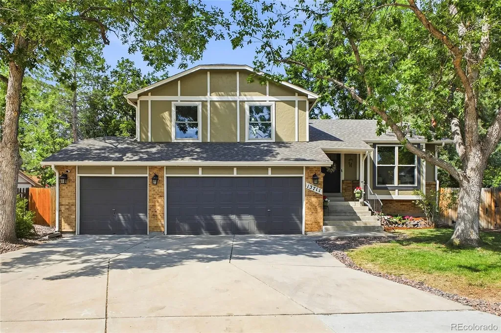 13711 Yank Way Arvada CO 80004