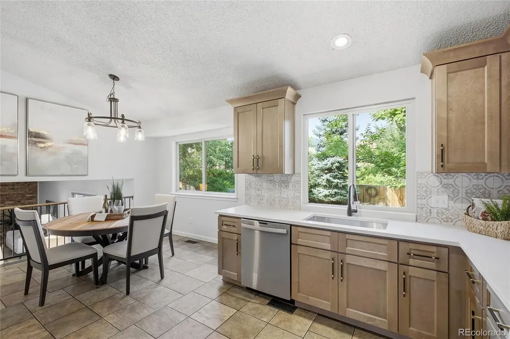 13711 Yank Way Arvada CO 80004