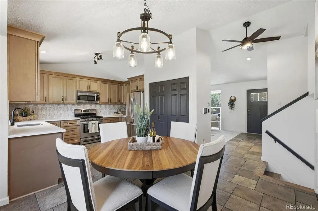 13711 Yank Way Arvada CO 80004