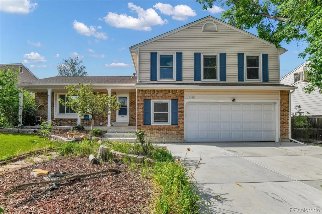 3205 W 11th Avenue Court Broomfield CO 80020
