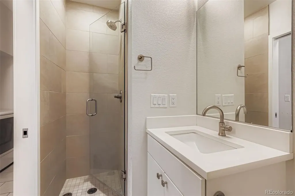 3411 N Albion Street Denver CO 80207