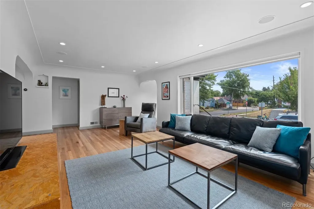 1295 Forest Street Denver CO 80220