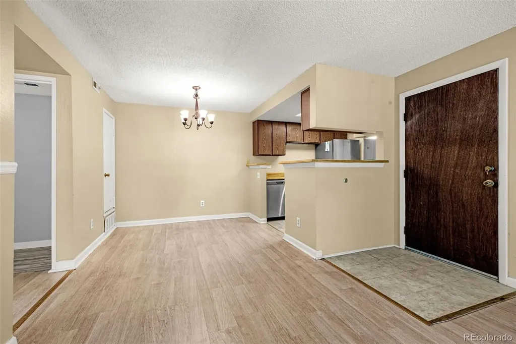 1760 S Pitkin Circle Aurora CO 80017