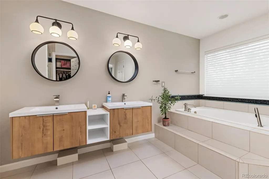 8565 Braun Loop Arvada CO 80005