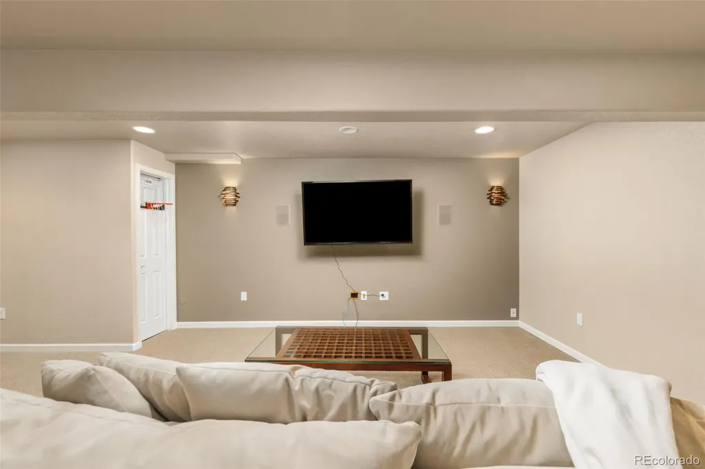 8565 Braun Loop Arvada CO 80005
