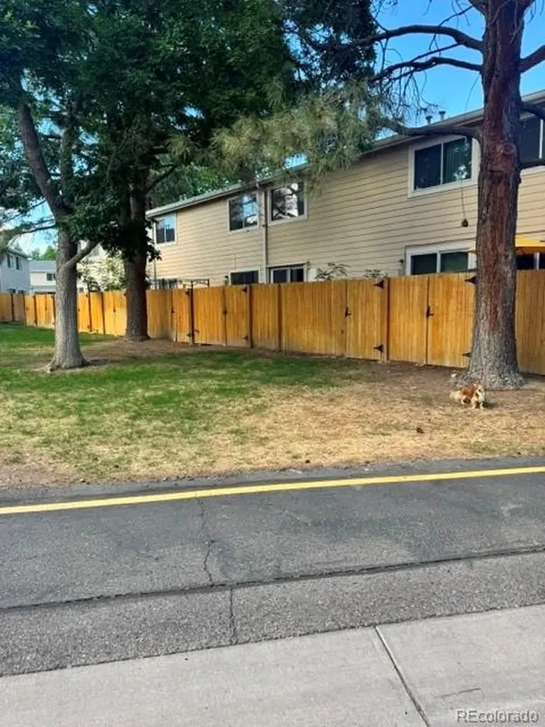 8909 Field Street Broomfield CO 80021