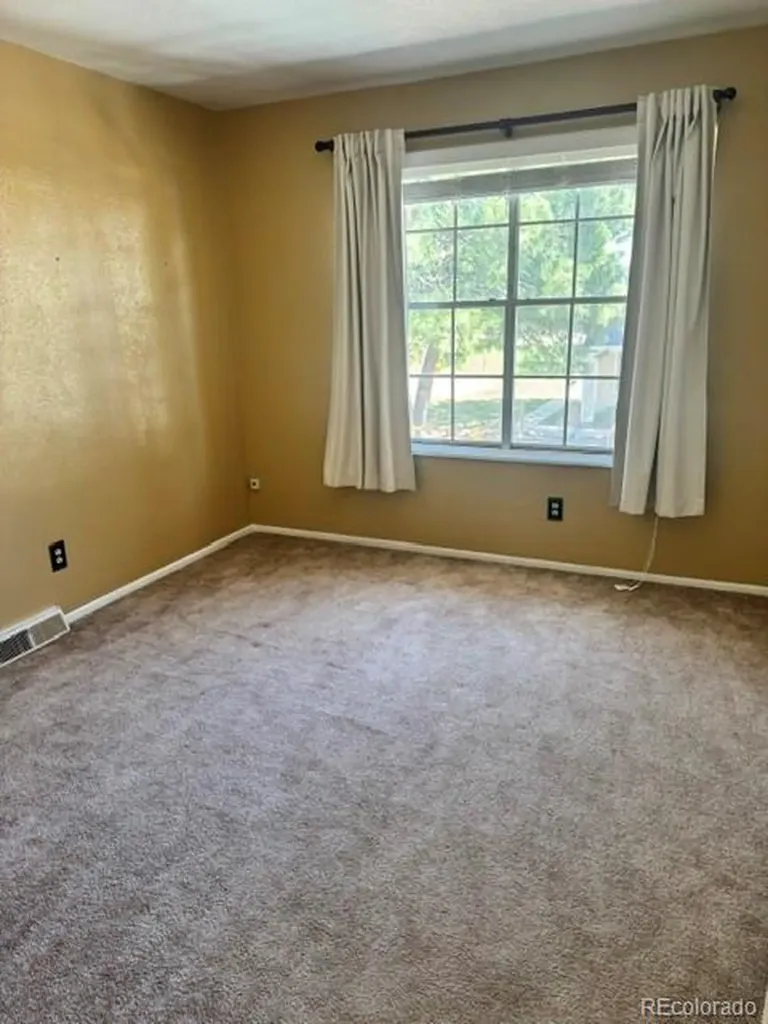 8909 Field Street Broomfield CO 80021