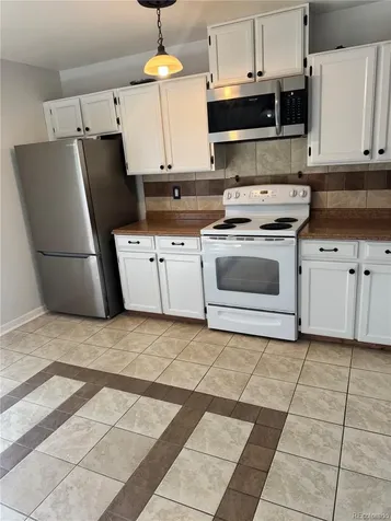 8909 Field Street Broomfield CO 80021