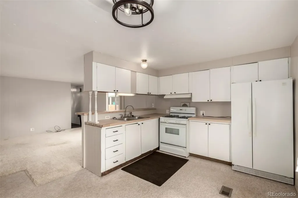8201 S Santa Fe Drive Littleton CO 80120
