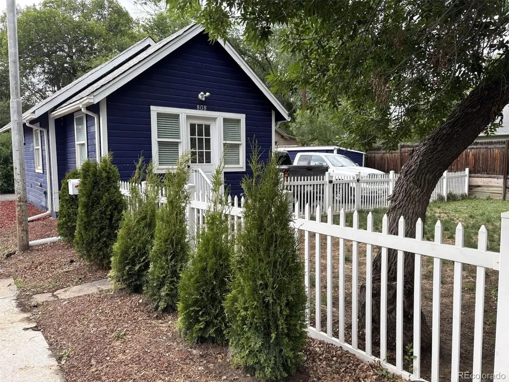 808 9th Avenue Longmont CO 80501