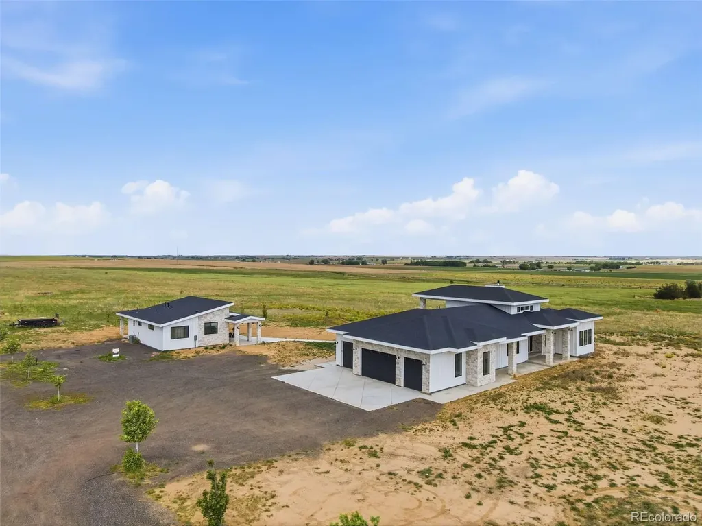 22151 County Road 4 Hudson CO 80642