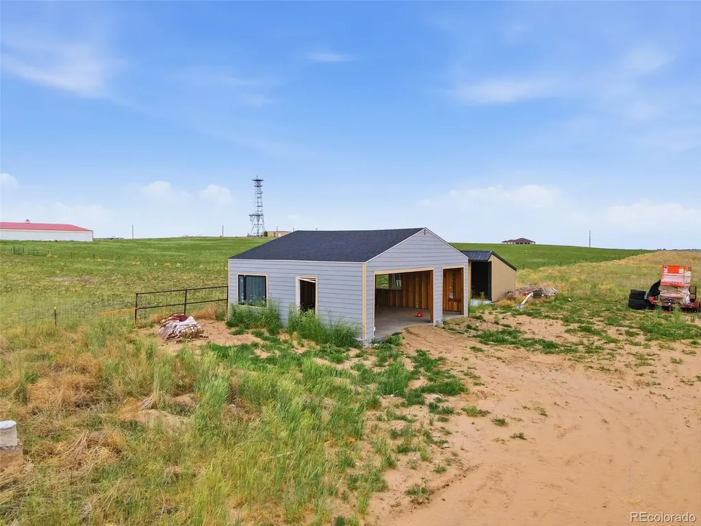 22151 County Road 4 Hudson CO 80642