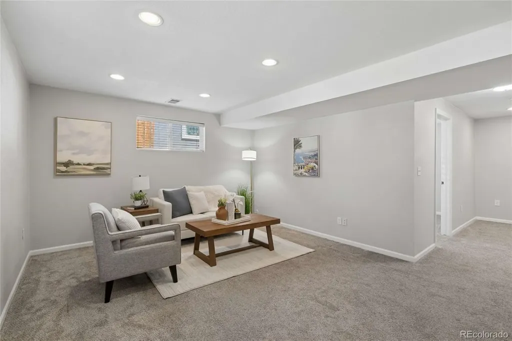 3145 S Fox Street Englewood CO 80110