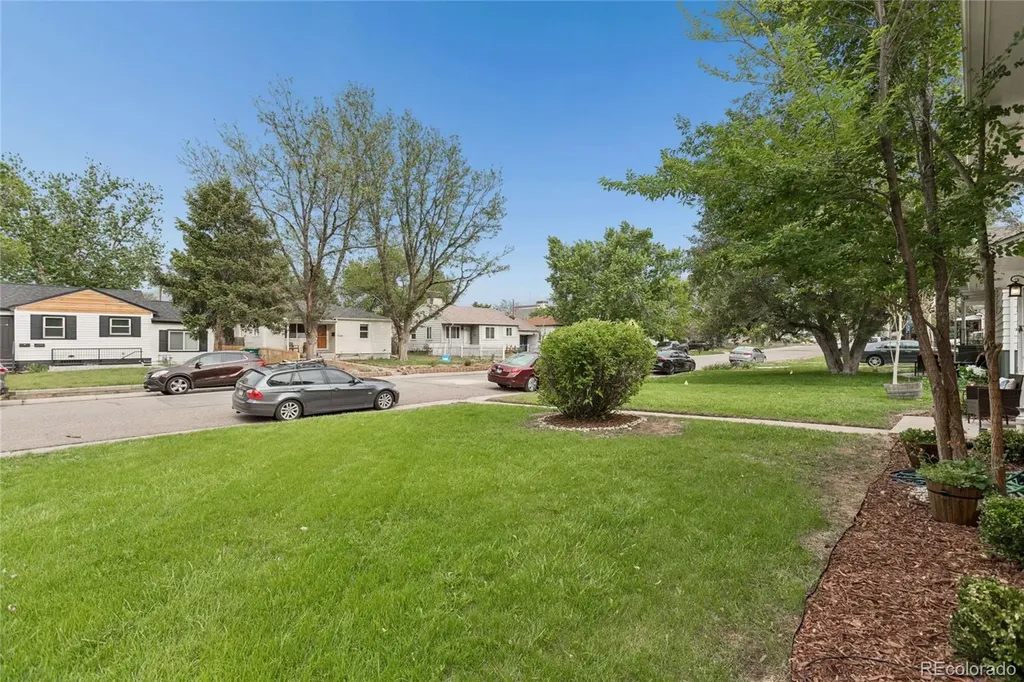 3145 S Fox Street Englewood CO 80110