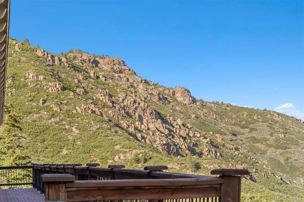 12868 Cottonwood Road Littleton CO 80127
