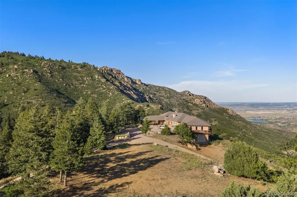 12868 Cottonwood Road Littleton CO 80127