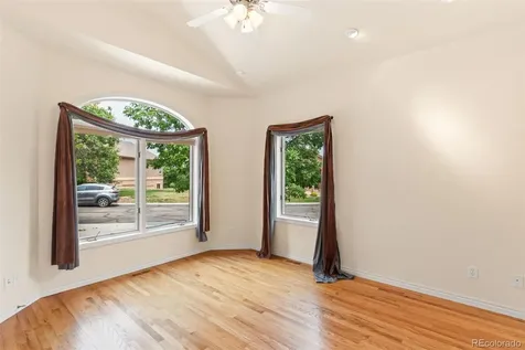 2425 Mesa Crest Grove Colorado Springs CO 80904