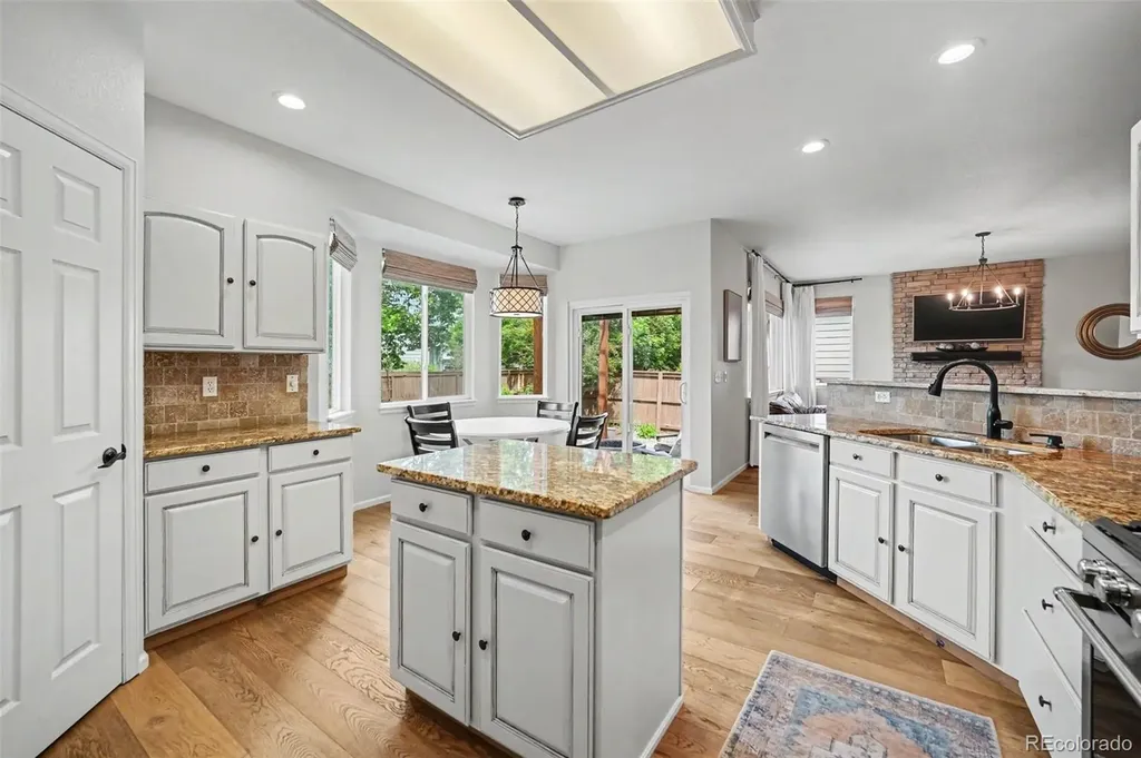2553 Baneberry Way Highlands Ranch CO 80129
