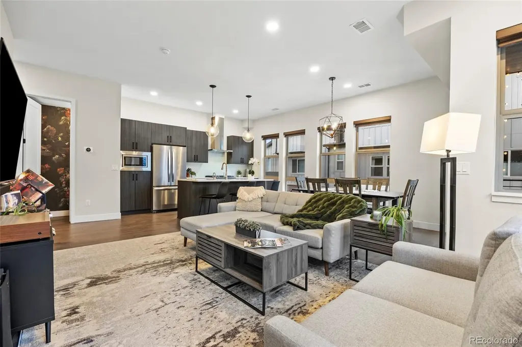 5009 S Platte River Parkway Littleton CO 80123