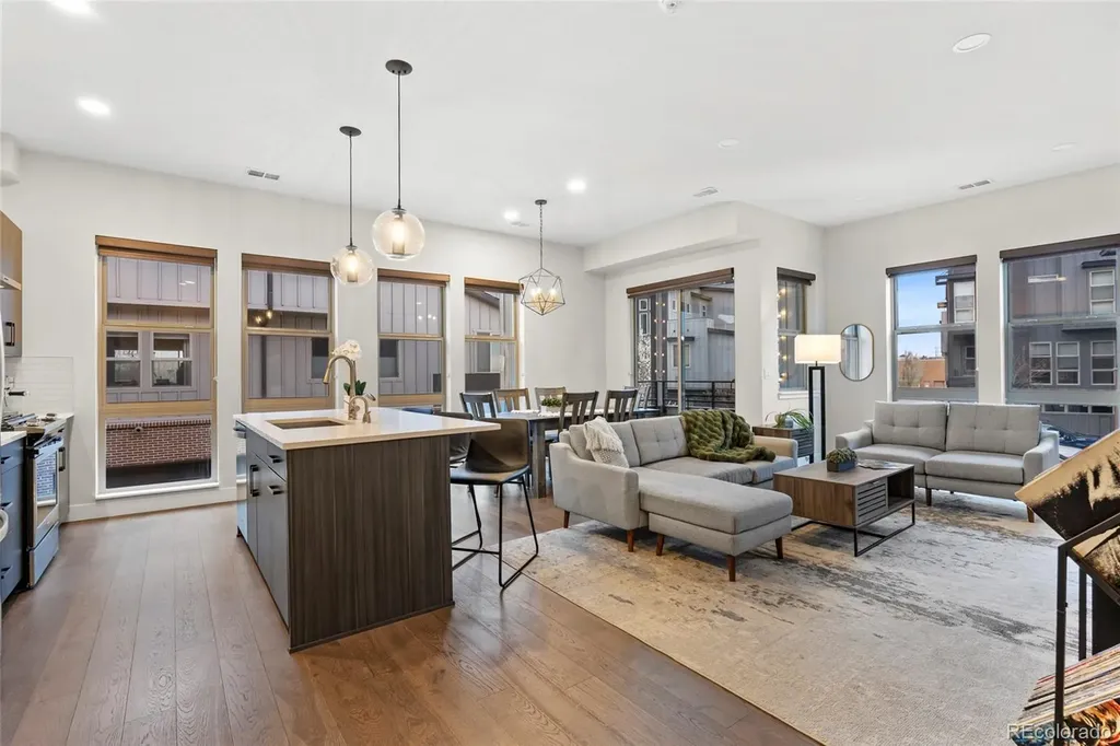 5009 S Platte River Parkway Littleton CO 80123