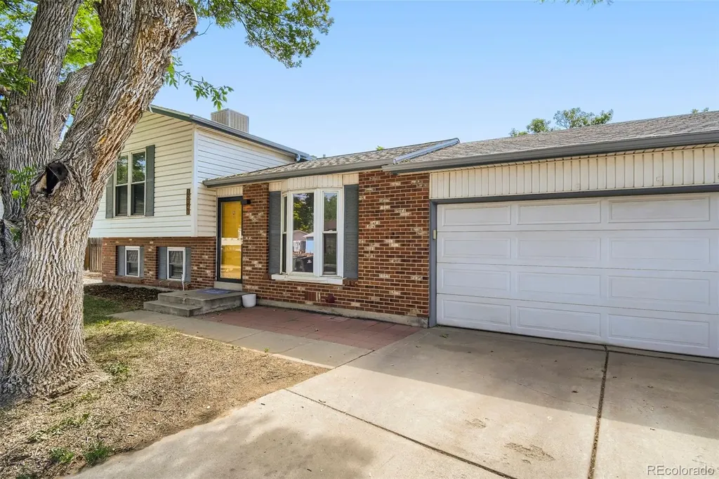 10946 Glencoe Place Denver CO 80233
