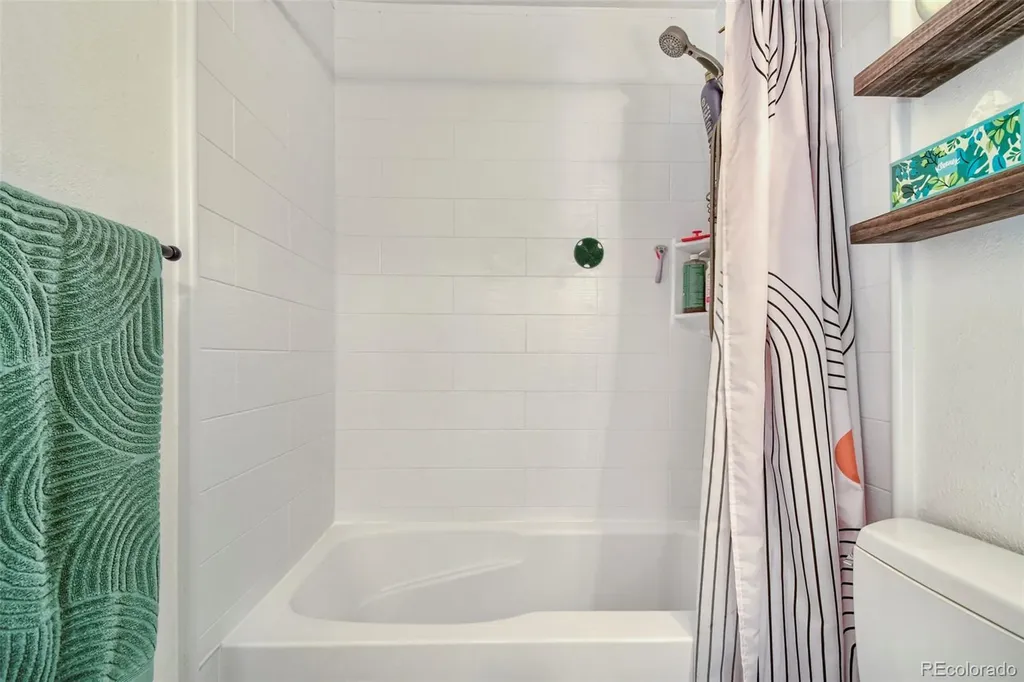 10946 Glencoe Place Denver CO 80233