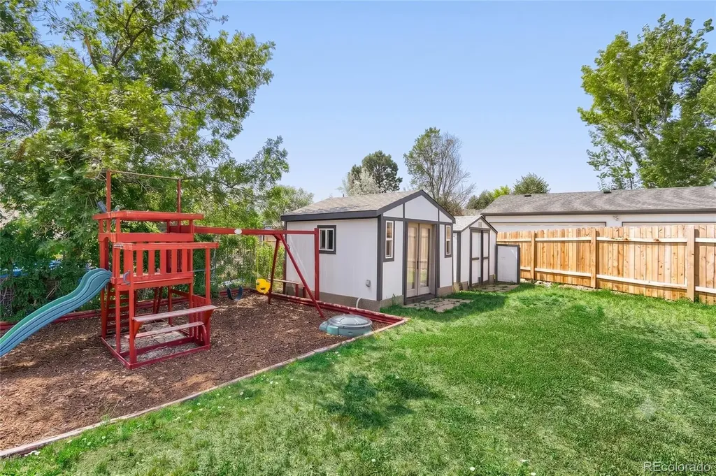 10946 Glencoe Place Denver CO 80233