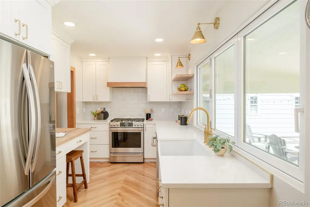 2980 S Holly Place Denver CO 80222