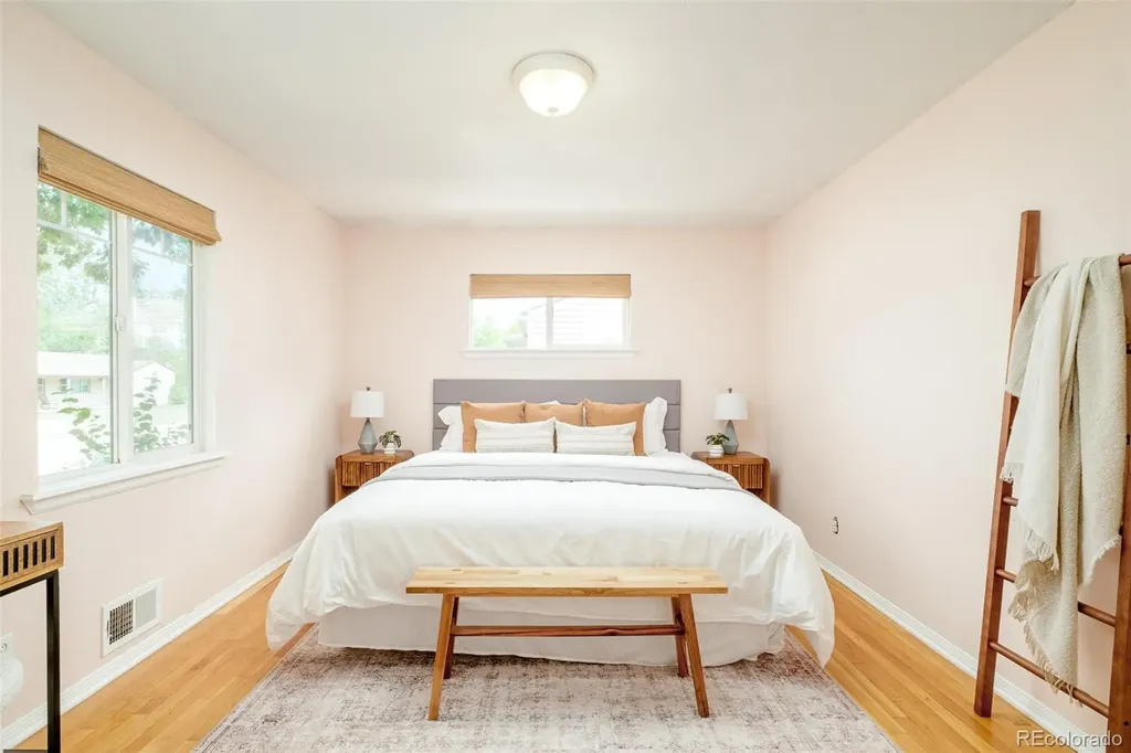 2980 S Holly Place Denver CO 80222