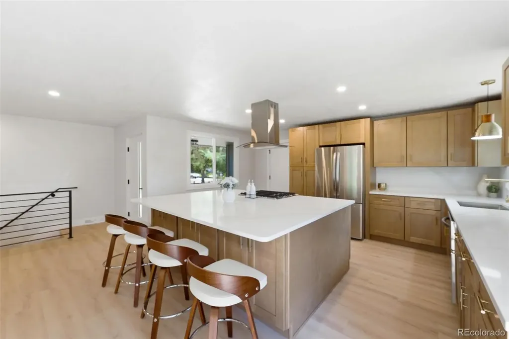2126 S Yarrow Street Lakewood CO 80227