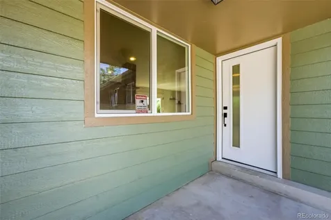 2126 S Yarrow Street Lakewood CO 80227
