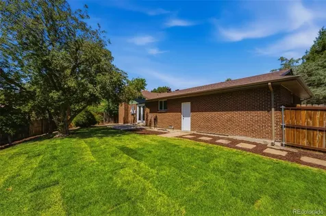 2126 S Yarrow Street Lakewood CO 80227
