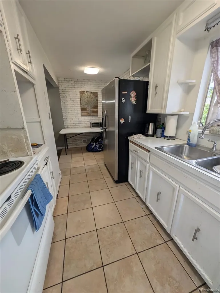 188 S Dale Court Denver CO 80219